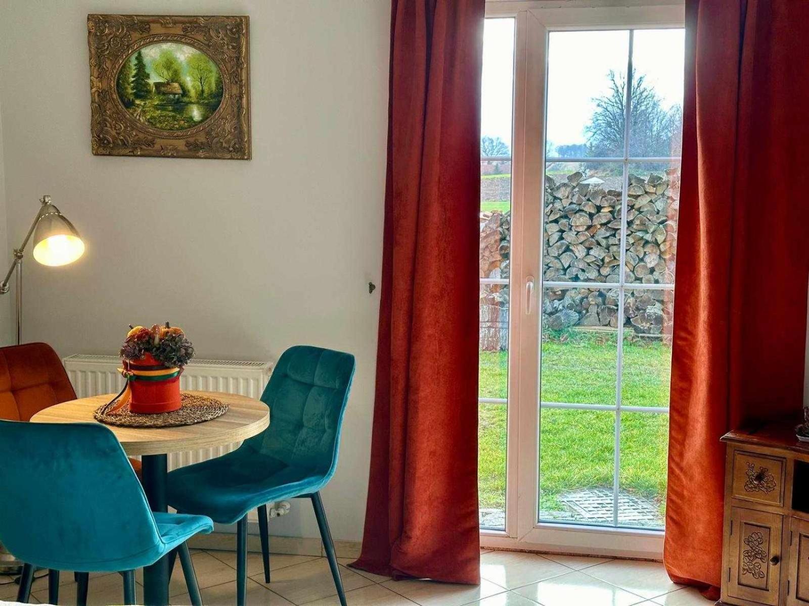 Forteca, Pokoje Goscinne Nad Stawem Dzierzoniow Exterior foto