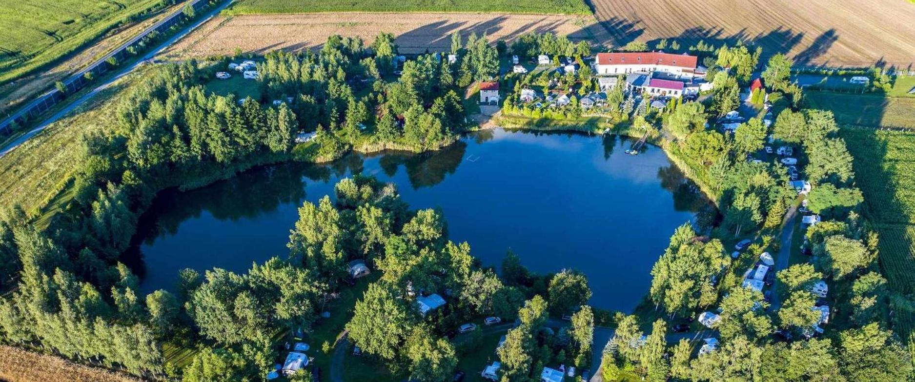 Forteca, Pokoje Goscinne Nad Stawem Dzierzoniow Exterior foto